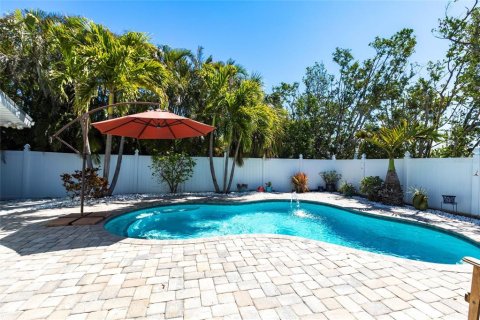 Villa ou maison à vendre à Holmes Beach, Floride: 3 chambres, 147.06 m2 № 1723077 - photo 19