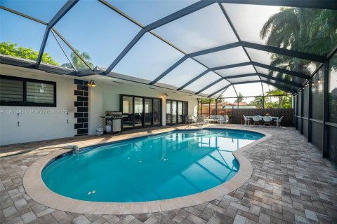 Снять в аренду виллу или дом в Холливуд, Флорида 8 спален, 355.35м2, № 1951695 - фото 16