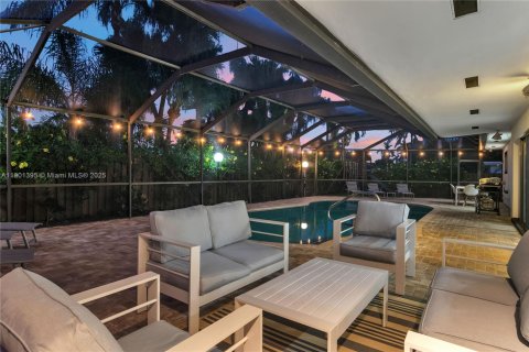 Снять в аренду виллу или дом в Холливуд, Флорида 8 спален, 355.35м2, № 1951695 - фото 30