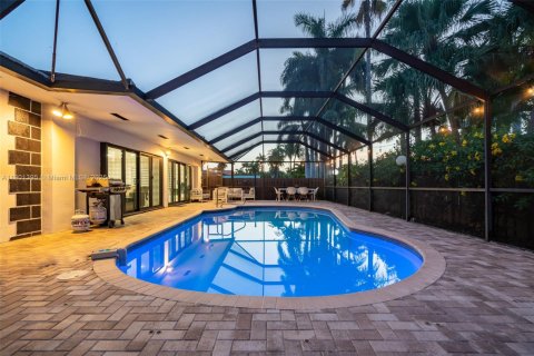 Снять в аренду виллу или дом в Холливуд, Флорида 8 спален, 355.35м2, № 1951695 - фото 29
