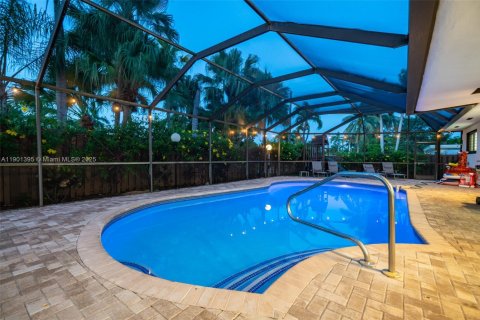 Снять в аренду виллу или дом в Холливуд, Флорида 8 спален, 355.35м2, № 1951695 - фото 20