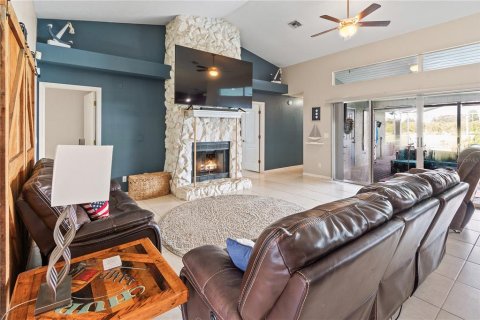 Casa en venta en Avon Park, Florida, 4 dormitorios, 280.01 m2 № 1882756 - foto 6