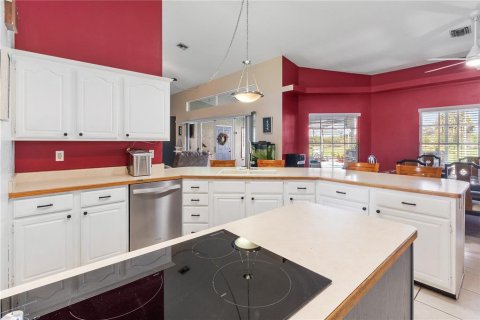 Casa en venta en Avon Park, Florida, 4 dormitorios, 280.01 m2 № 1882756 - foto 15