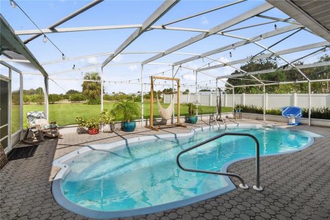 Casa en venta en Avon Park, Florida, 4 dormitorios, 280.01 m2 № 1882756 - foto 3