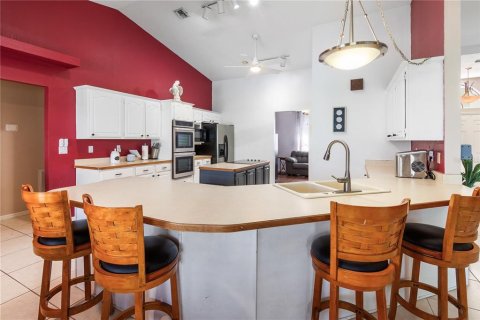 Casa en venta en Avon Park, Florida, 4 dormitorios, 280.01 m2 № 1882756 - foto 11