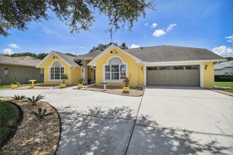 House in Spring Hill, Florida 3 bedrooms, 213.68 sq.m. № 2105727 - photo 3