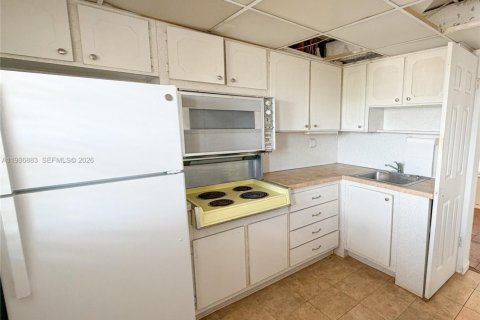 Copropriété à vendre à Aventura, Floride: 1 chambre, 75.9 m2 № 2044957 - photo 14