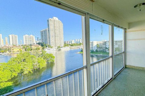Copropriété à vendre à Aventura, Floride: 1 chambre, 75.9 m2 № 2044957 - photo 22