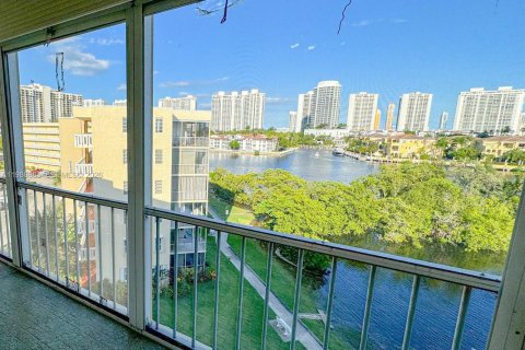 Copropriété à vendre à Aventura, Floride: 1 chambre, 75.9 m2 № 2044957 - photo 25