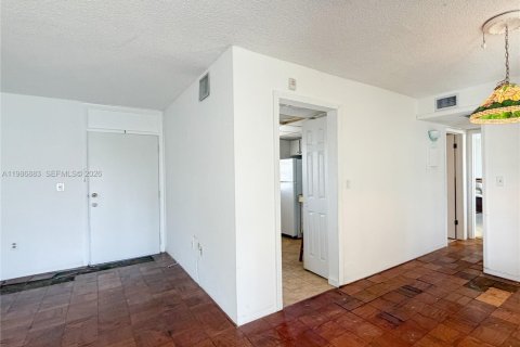 Copropriété à vendre à Aventura, Floride: 1 chambre, 75.9 m2 № 2044957 - photo 9