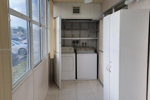 Condominio en venta en Delray Beach, Florida, 2 dormitorios, 81.75 m2 № 2032488 - foto 8