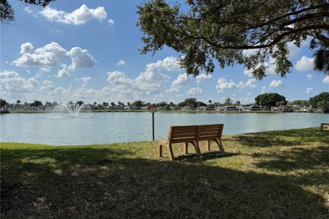 Condominio en venta en Delray Beach, Florida, 2 dormitorios, 81.75 m2 № 2032488 - foto 23