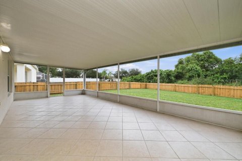 Villa ou maison à louer à Riverview, Floride: 4 chambres, 154.68 m2 № 2408889 - photo 15