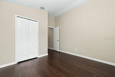 Villa ou maison à louer à Riverview, Floride: 4 chambres, 154.68 m2 № 2408889 - photo 9