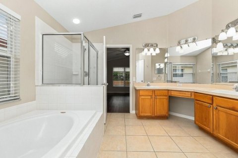 Villa ou maison à louer à Riverview, Floride: 4 chambres, 154.68 m2 № 2408889 - photo 8