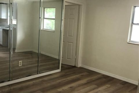 Villa ou maison à louer à Tampa, Floride: 4 chambres, 130.43 m2 № 1912391 - photo 8