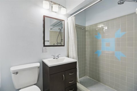 Casa en venta en Orlando, Florida, 3 dormitorios, 163.42 m2 № 1771065 - foto 23