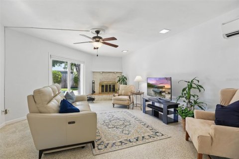 Casa en venta en Orlando, Florida, 3 dormitorios, 163.42 m2 № 1771065 - foto 16