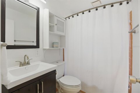 Casa en venta en Orlando, Florida, 3 dormitorios, 163.42 m2 № 1771065 - foto 25