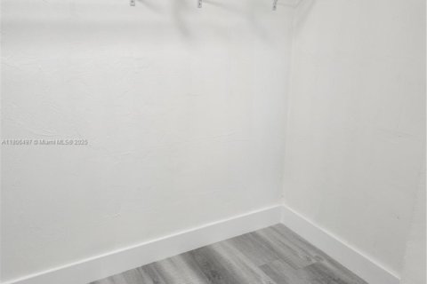 Adosado en alquiler en Cutler Bay, Florida, 2 dormitorios, 135.45 m2 № 1937118 - foto 16