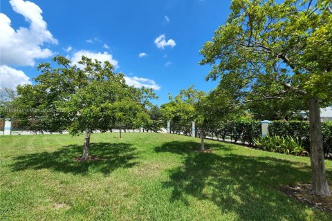 Adosado en alquiler en Cutler Bay, Florida, 2 dormitorios, 135.45 m2 № 1937118 - foto 9