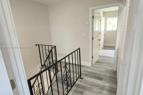 Adosado en alquiler en Cutler Bay, Florida, 2 dormitorios, 135.45 m2 № 1937118 - foto 13