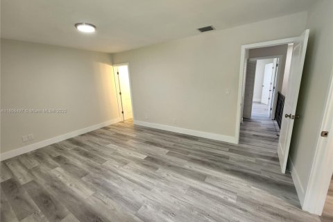 Adosado en alquiler en Cutler Bay, Florida, 2 dormitorios, 135.45 m2 № 1937118 - foto 21