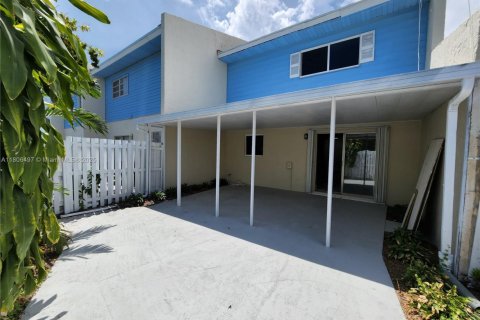 Adosado en alquiler en Cutler Bay, Florida, 2 dormitorios, 135.45 m2 № 1937118 - foto 8