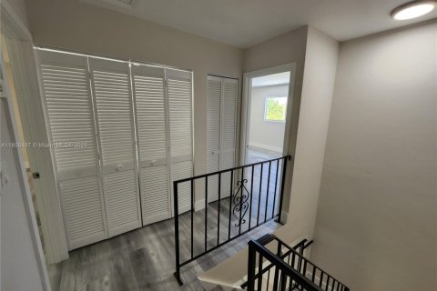 Adosado en alquiler en Cutler Bay, Florida, 2 dormitorios, 135.45 m2 № 1937118 - foto 18