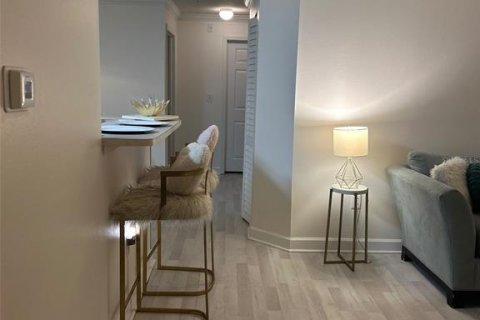 Copropriété à vendre à Tampa, Floride: 2 chambres, 97.55 m2 № 1906983 - photo 15