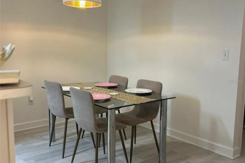 Copropriété à vendre à Tampa, Floride: 2 chambres, 97.55 m2 № 1906983 - photo 14