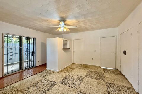 Immobilier commercial à vendre à Miami, Floride: 182.65 m2 № 1969595 - photo 28