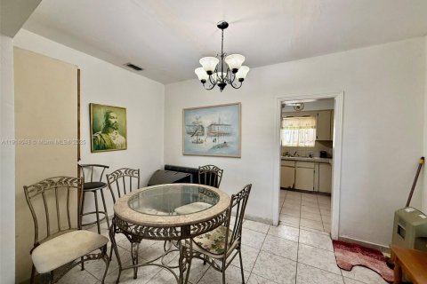 Immobilier commercial à vendre à Miami, Floride: 182.65 m2 № 1969595 - photo 6