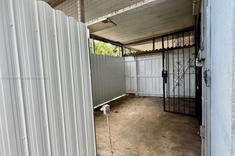 Immobilier commercial à vendre à Miami, Floride: 182.65 m2 № 1969595 - photo 20