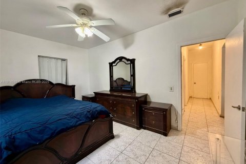 Immobilier commercial à vendre à Miami, Floride: 182.65 m2 № 1969595 - photo 15