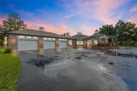 Villa ou maison à vendre à Brooksville, Floride: 5 chambres, 509.66 m2 № 1901284 - photo 2