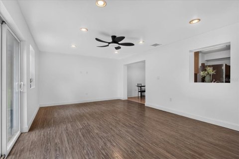 Casa en venta en Newberry, Florida, 4 dormitorios, 161.09 m2 № 2388250 - foto 14