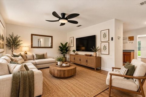 Casa en venta en Newberry, Florida, 4 dormitorios, 161.09 m2 № 2388250 - foto 3