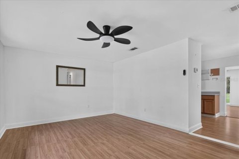 Casa en venta en Newberry, Florida, 4 dormitorios, 161.09 m2 № 2388250 - foto 6