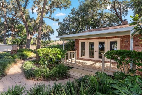 House in Summerfield, Florida 6 bedrooms, 447.7 sq.m. № 1887086 - photo 22