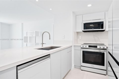 Copropriété à louer à Miami, Floride: 2 chambres, 95.69 m2 № 2149253 - photo 4