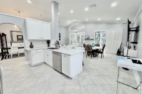 Купить виллу или дом в Стьюарт, Флорида 3 спальни, 174.93м2, № 1958654 - фото 12