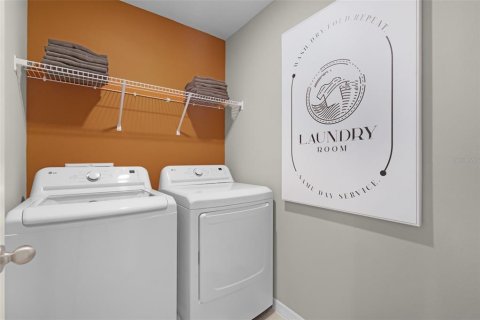 Adosado en venta en DeLand, Florida, 3 dormitorios, 154.5 m2 № 1851615 - foto 10