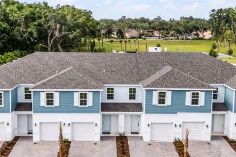 Adosado en venta en DeLand, Florida, 3 dormitorios, 154.5 m2 № 1851615 - foto 2