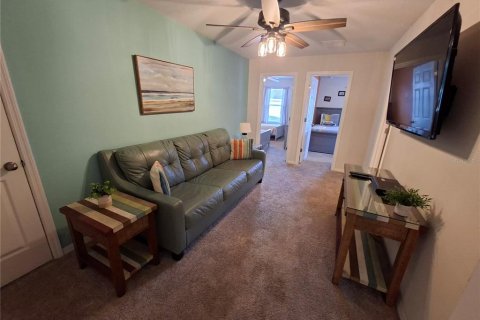 Touwnhouse à vendre à Kissimmee, Floride: 4 chambres, 194.17 m2 № 2431211 - photo 19