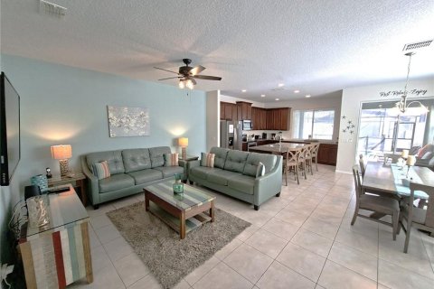 Touwnhouse à vendre à Kissimmee, Floride: 4 chambres, 194.17 m2 № 2431211 - photo 3