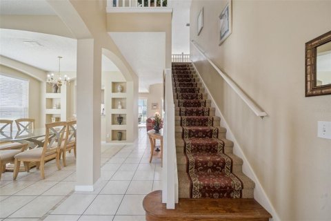 House in Kissimmee, Florida 7 bedrooms, 267.65 sq.m. № 2214639 - photo 11