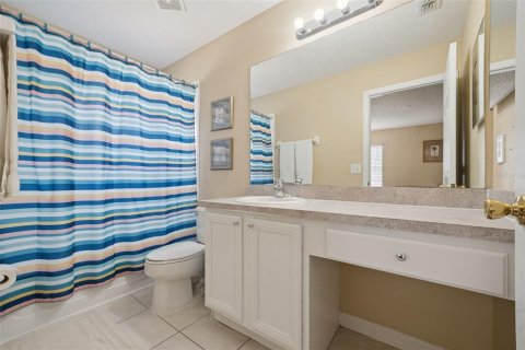 House in Kissimmee, Florida 7 bedrooms, 267.65 sq.m. № 2214639 - photo 24