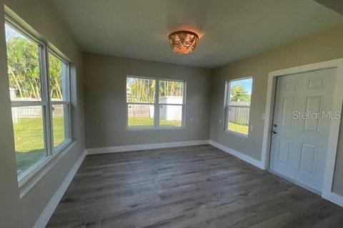 Casa en alquiler en Clearwater, Florida, 3 dormitorios, 113.25 m2 № 1917837 - foto 5