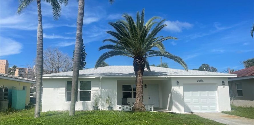 Casa en Clearwater, Florida 3 dormitorios, 113.25 m2 № 1917837